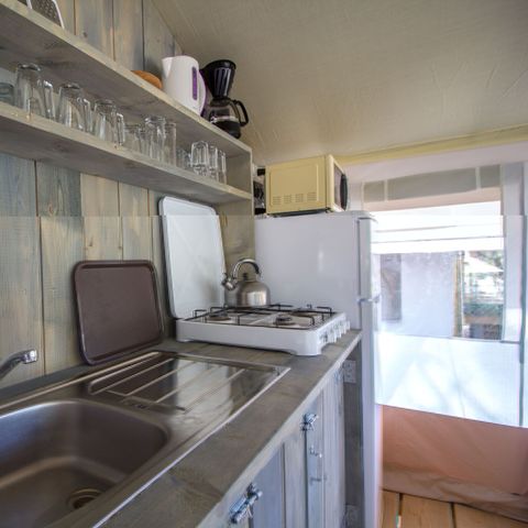 Tente en toile et en bois 5 personnes - Polari - Tente Safari + sanitaires + climatisation (5P)