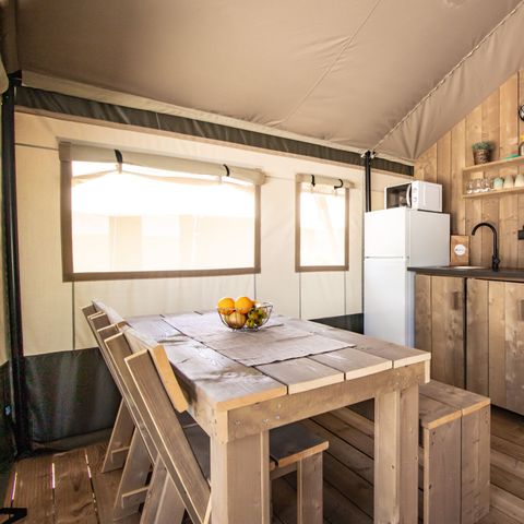 Tente en toile et en bois 5 personnes - Polari - Tente Safari + sanitaires + climatisation (6P)