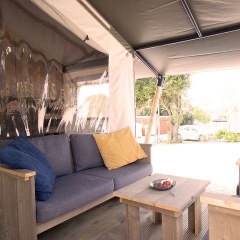 Tente en toile et en bois 5 personnes - Polari - Tente Safari + sanitaires + climatisation (6P)