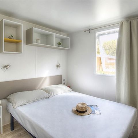MOBILHOME 4 personnes - Classic | 2 Ch. | 4 Pers. | Terrasse surélevée | Clim. | TV