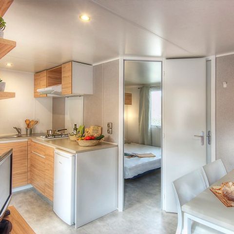 MOBILHOME 2 personnes - Comfort | 1 Ch. | 2 Pers. | Terrasse surélevée | Clim. | TV