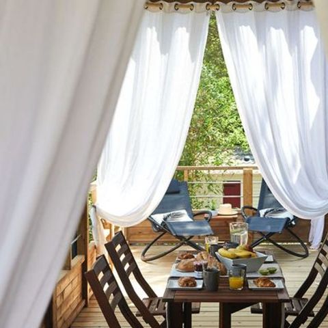 BUNGALOW 5 personnes - Lodge sur pilotis - Kabane 2/5