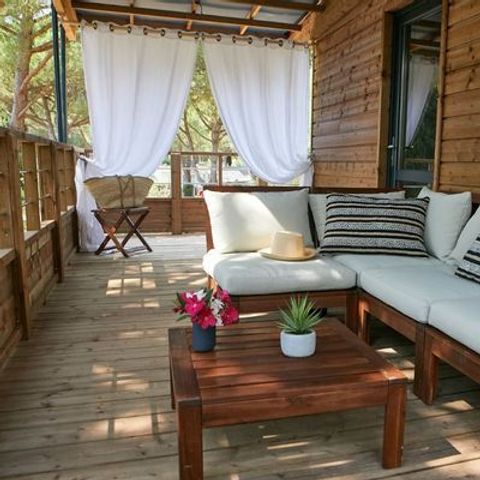 BUNGALOW 5 personnes - Lodge sur pilotis - Kabane 2/5