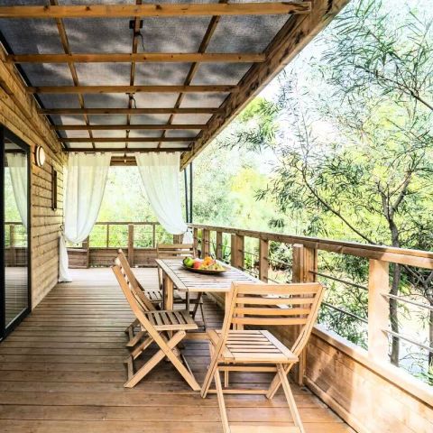 Tente en toile et en bois 5 personnes - Lodge Kabane sur Pilotis 3 Pièces 5 Personnes Climatisé + TV