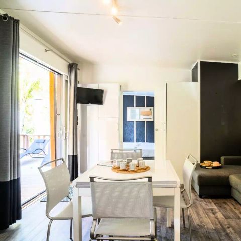 MOBILHOME 4 personnes - Kosy 3 Pièces 4 Personnes Climatisé + TV
