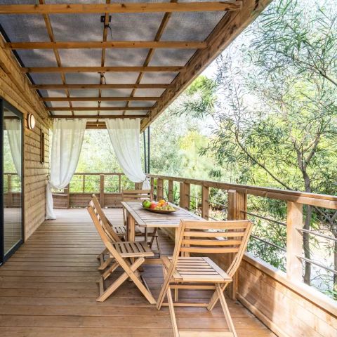 Tente en toile et en bois 5 personnes - Lodge Kabane sur Pilotis 3 Pièces 5 Personnes Climatisé + TV