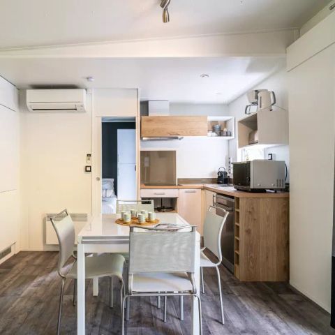 MOBILHOME 4 personnes - Kosy 3 Pièces 4 Personnes Climatisé + TV