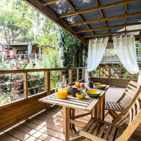 Hébergement 5 personnes - Lodge Kabane sur Pilotis 3 Pièces 5 Personnes Climatisé + TV