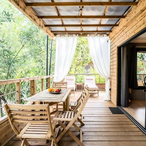 Hébergement 5 personnes - Lodge Kabane sur Pilotis 3 Pièces 5 Personnes Climatisé + TV