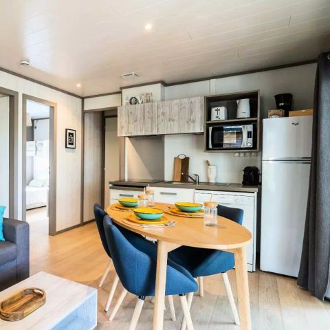 Hébergement 5 personnes - Lodge Kabane sur Pilotis 3 Pièces 5 Personnes Climatisé + TV