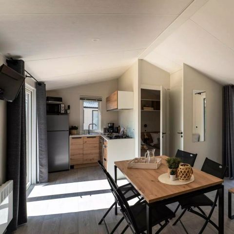 MOBILHOME 4 personnes - Cottage Provence 3 Pièces 4 Personnes Climatisé + TV