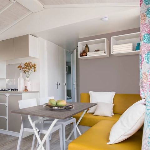 MOBILHOME 6 personnes - Comfort | 3 Ch. | 6 Pers. | Terrasse simple | Clim. | TV