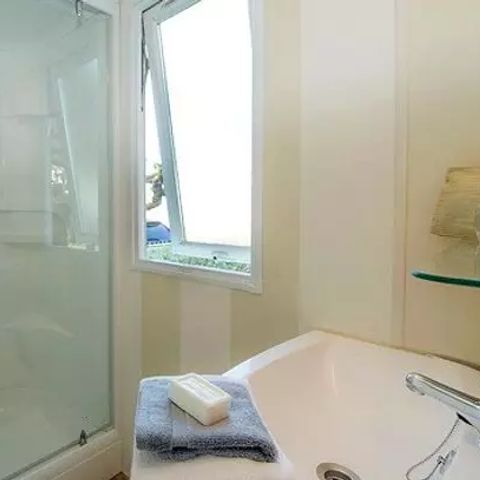 MOBILHOME 6 personnes -  Premium | 3 Ch. | 6 Pers. | Terrasse surélevée | Clim. | TV
