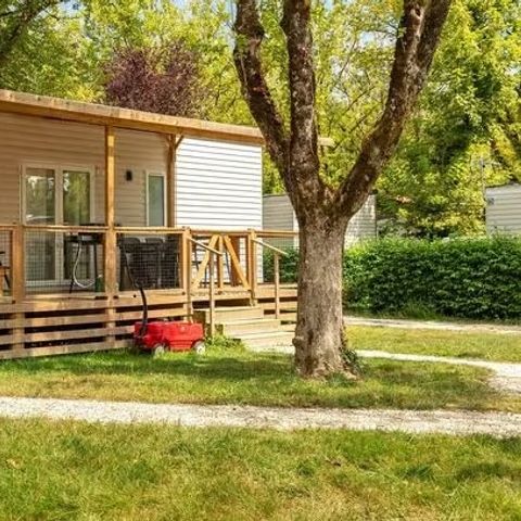 MOBILHOME 8 personnes - Comfort | 4 Ch. | 6/8 Pers. | Terrasse surélevée | Outdoor kitchen | 2 SDB | Clim.