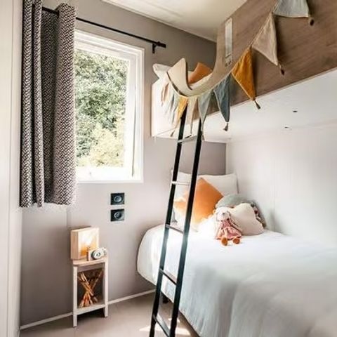 MOBILHOME 8 personnes - Comfort | 4 Ch. | 6/8 Pers. | Terrasse surélevée | Outdoor kitchen | 2 SDB | Clim.