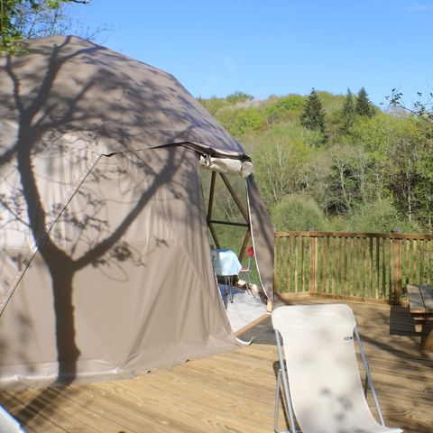HÉBERGEMENT INSOLITE 4 personnes - Dome, sans saniaires