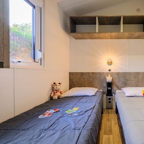 MOBILHOME 8 personnes - SIGNATURE PRESTIGE 4 ch. 8 pers. - 40m2 - terrasse couverte
