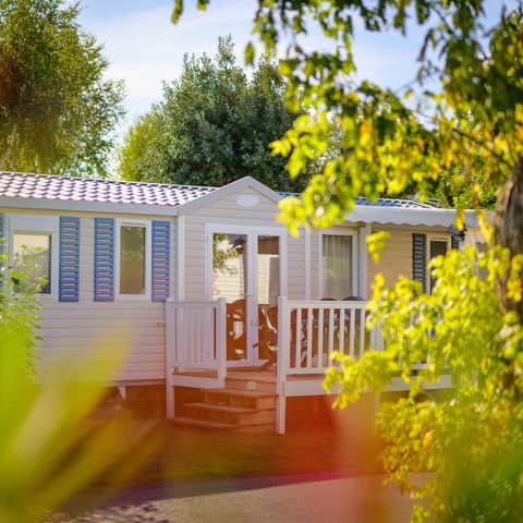 MOBILHOME 6 personnes - LOISIR CONFORT 3 ch. 6 pers. - 36m2 - terrasse couverte