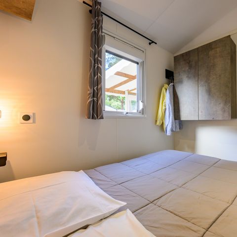 MOBILHOME 8 personnes - D/ SIGNATURE PRESTIGE 4 ch. 8 pers. - 40m2 - terrasse couverte