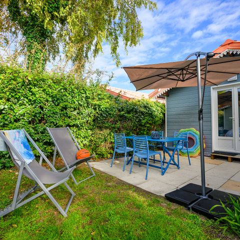 CHALET 4 personnes - CHALET CONFORT 1 ch. 2/4 pers. - 25m2 - terrasse parasol