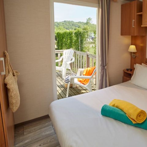 MOBILHOME 8 personnes - Homair mobil homes au camping La Guyonnière Classic XL | 3 Ch. | 6/8 Pers. | Terrasse surélevée