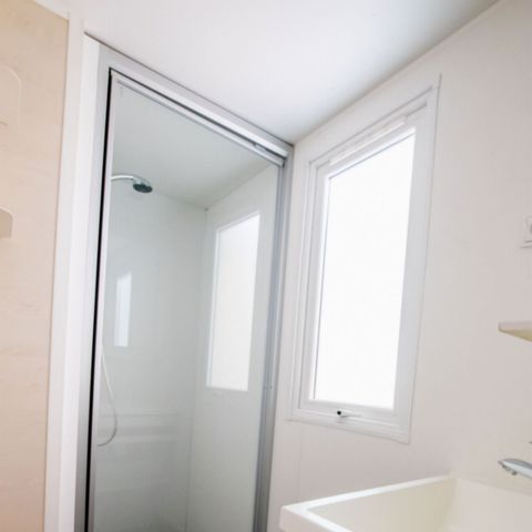 Mobilhome 7 personnes - 3 chambres CAMPING