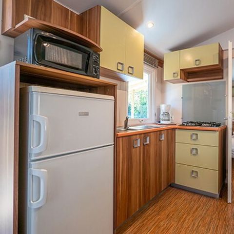 MOBILHOME 4 personnes - Mobil-home | Classic | 2 Ch. | 4 Pers. | Terrasse surélevée | TV