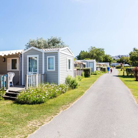 MOBILHOME 4 personnes - Classic | 2 Ch. | 4 Pers. | Terrasse surélevée | 1 SDB
