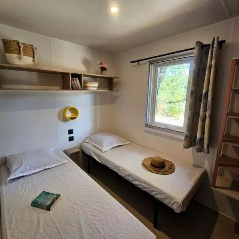 MOBILHOME 4 personnes - Mobil-Home Premium 3 Pièces 4 Personnes Climatisé + TV
