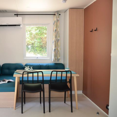 MOBILHOME 4 personnes - Premium 3 Pièces 4 Personnes Climatisé + TV