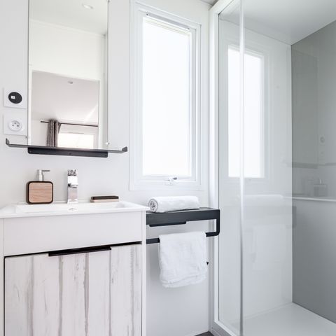 MOBILHOME 4 personnes - Mobil-home Premium 32m² (2 chambres - 2 sdb) + Lave Vaisselle + terrasse semi-couverte 15m²