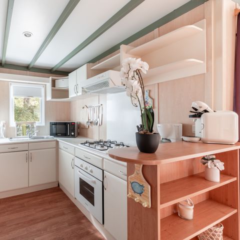 CHALET 6 personnes - Chalet Premium 46m² (3 chambres) + Climatisation + Lave-vaisselle + Terrasse couverte