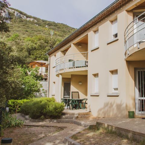 APPARTEMENT 4 personnes - RIEUSSET 1ER ETAGE BALCON TV