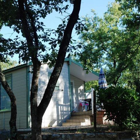 MOBILHOME 6 personnes - 4/6 Confort avec terrasse + Climatisation + TV 40m²