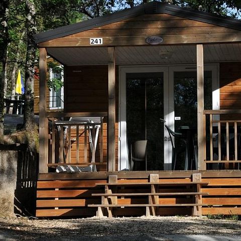 MOBILHOME 4 personnes - 4 personnes avec terrasse + climatisation + TV - 31m²