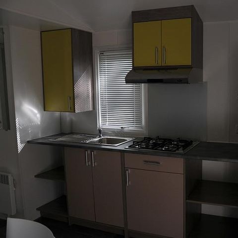 MOBILHOME 4 personnes - 4 personnes avec terrasse + climatisation + TV - 31m²