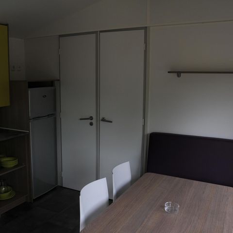 MOBILHOME 4 personnes - 4 personnes avec terrasse + climatisation + TV - 31m²