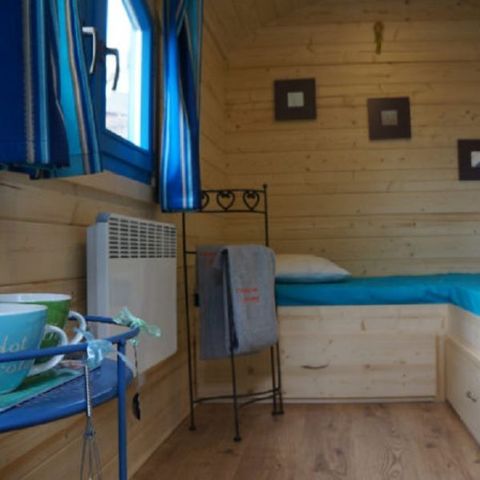 Hébergement 2 personnes - La Céramique (pas de sanitaires, pas de douche, pas de cuisine)