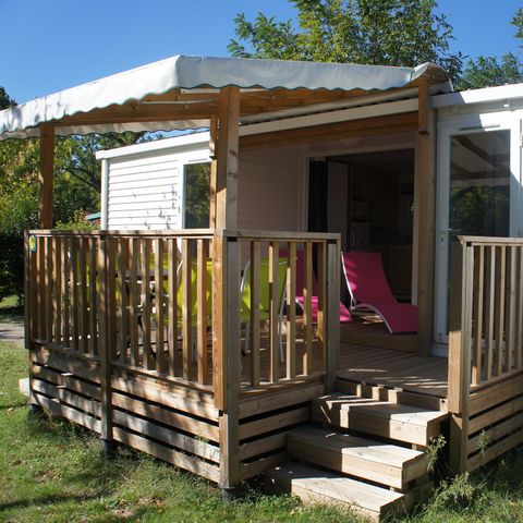 MOBILHOME 4 personnes - Mobil home Premium 32m² 2 chambres + 2 salles de bain + terrasse couverte 9m² + TV + Clim 4 pers