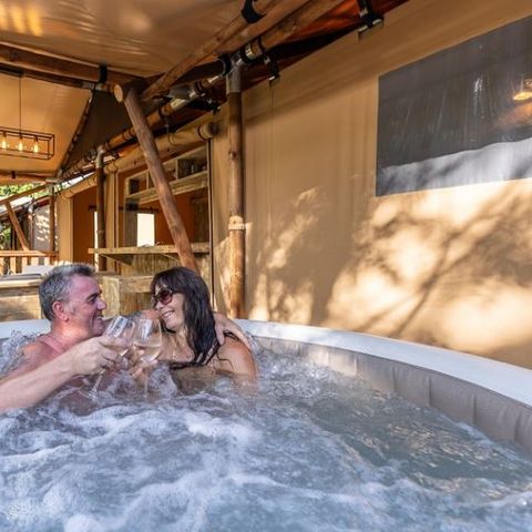 Hébergement 6 personnes - Chalet luxury - SPA