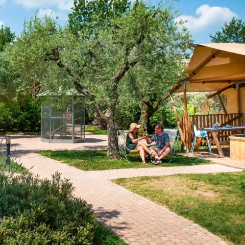 Tente en toile et en bois 6 personnes - Spotty Lodge