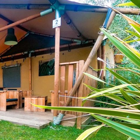 Tente en toile et en bois 6 personnes - Spotty Lodge
