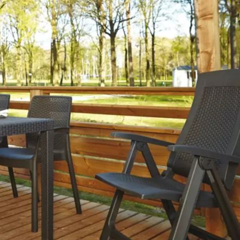 BUNGALOW 4 personnes - Mobil-home | Premium | 2 Ch. | 4 Pers. | Terrasse surélevée | Clim.