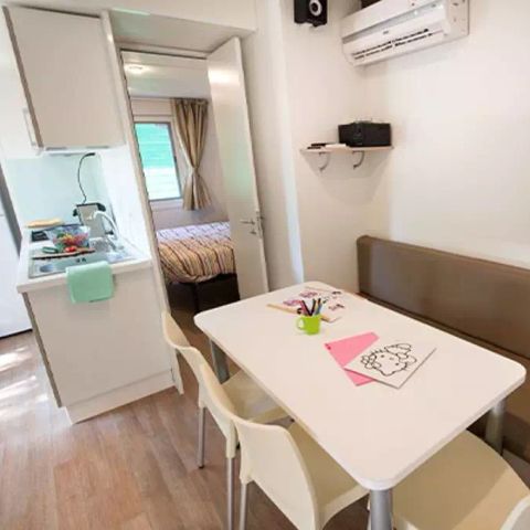 BUNGALOW 6 personnes - Mobil-home | Comfort | 3 Ch. | 6 Pers. | Terrasse surélevée | 2 SDB | Clim.