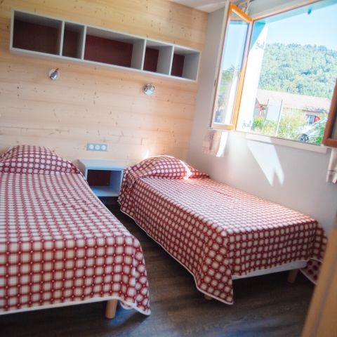 CHALET 6 personnes - Loisirs TV - LV - DRAPS - BBQ