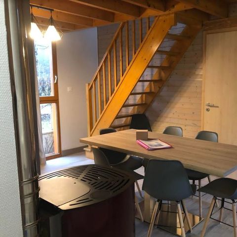 CHALET 8 personnes - Loisirs TV - LV - LL - DRAPS - BBQ - 2 SDB