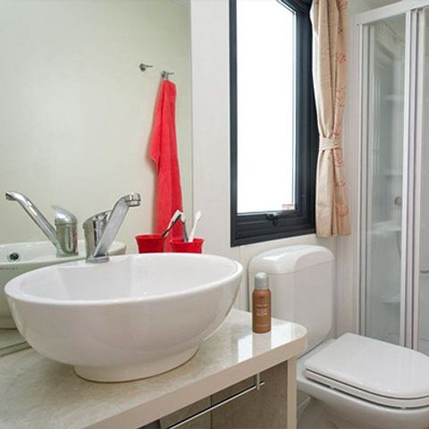 MOBILHOME 6 personnes - Comfort XL | 2 Ch. | 4/6 Pers. | Terrasse surélevée | Clim.