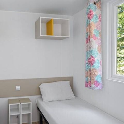 MOBILHOME 6 personnes - Comfort | 3 Ch. | 6 Pers. | Terrasse surélevée | Clim. | TV