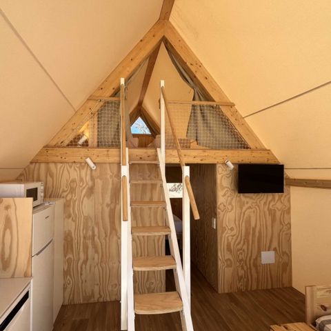 Tente en toile et en bois 4 personnes - Glamping Kentia
