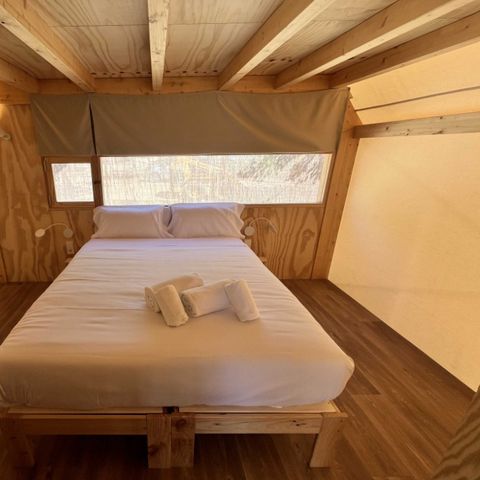 Tente en toile et en bois 4 personnes - Glamping Kentia